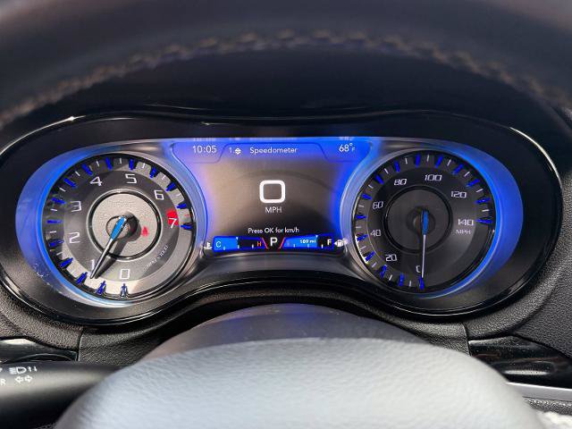 Used 2019 Chrysler 300 S RWD image 6