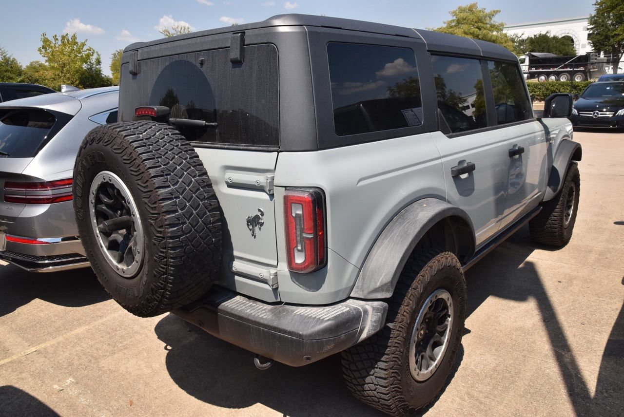 Certified 2023 Ford Bronco Badlands w/ Sasquatch Package AWD/4WD image 5