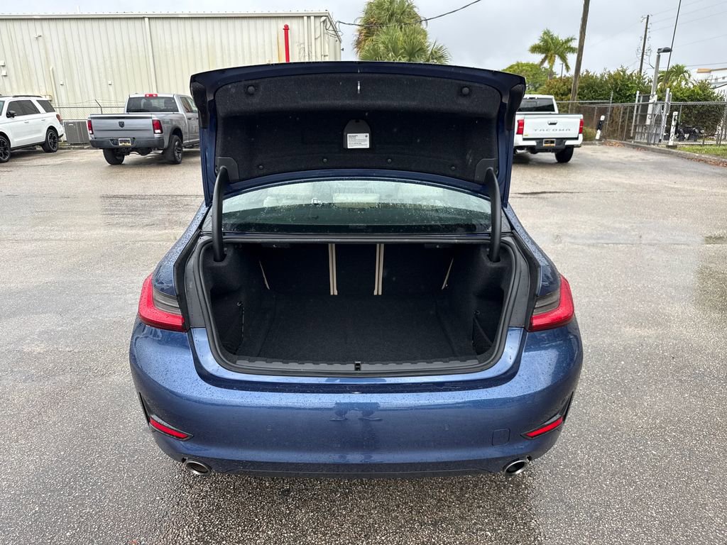 Used 2021 BMW 330i Sedan w/ Convenience Package RWD image 28