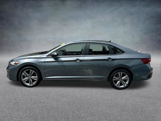Used 2024 Volkswagen Jetta SE FWD image 9