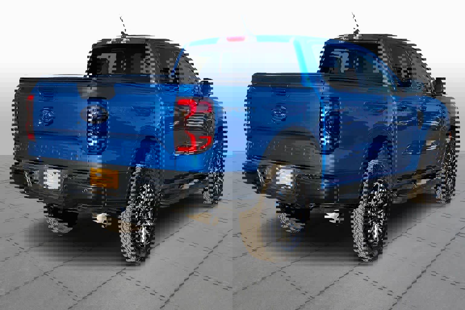 Certified 2025 Ford Ranger Lariat image 3