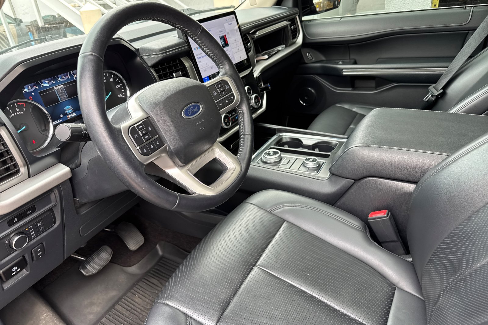 Certified 2022 Ford Expedition XLT AWD/4WD image 10
