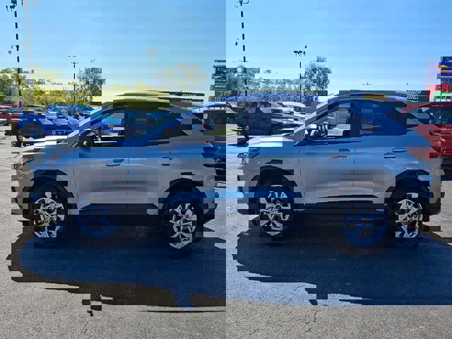 Certified 2024 Ford Escape Active image 2