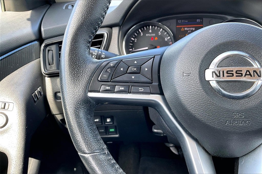 Used 2019 Nissan Rogue SL image 10