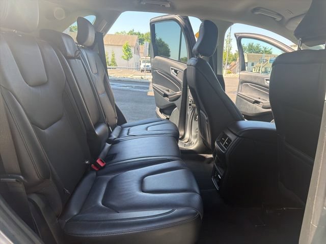 Certified 2022 Ford Edge Titanium AWD/4WD image 15