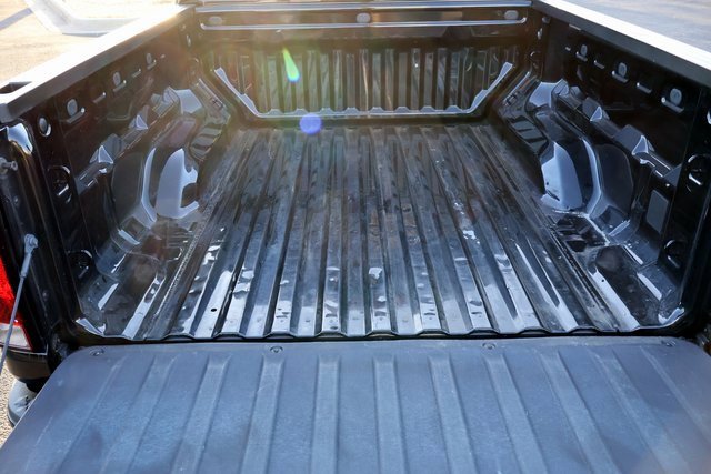 Used 2024 Chevrolet Colorado W/T image 14