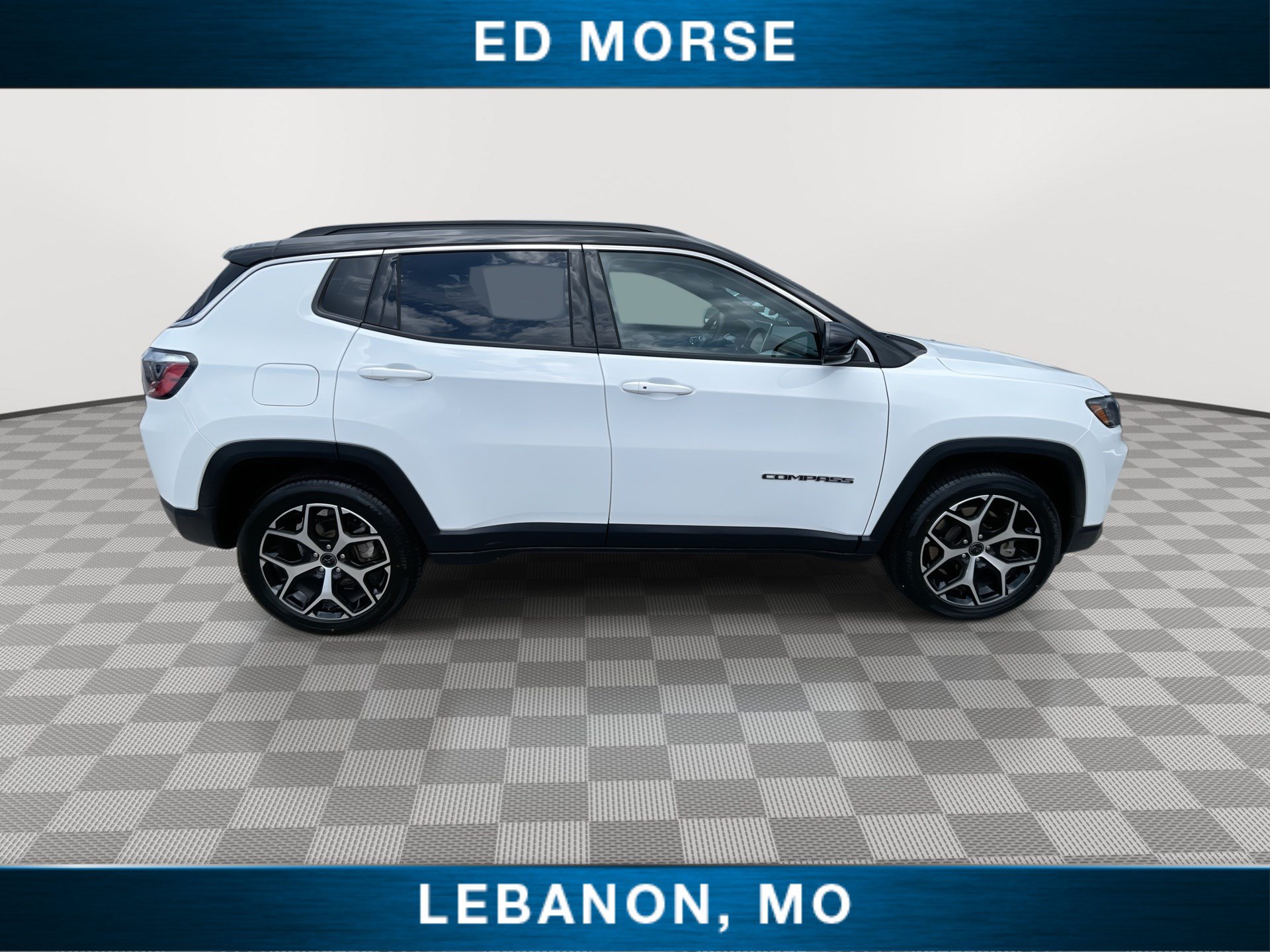 Used 2025 Jeep Compass Limited AWD/4WD image 9