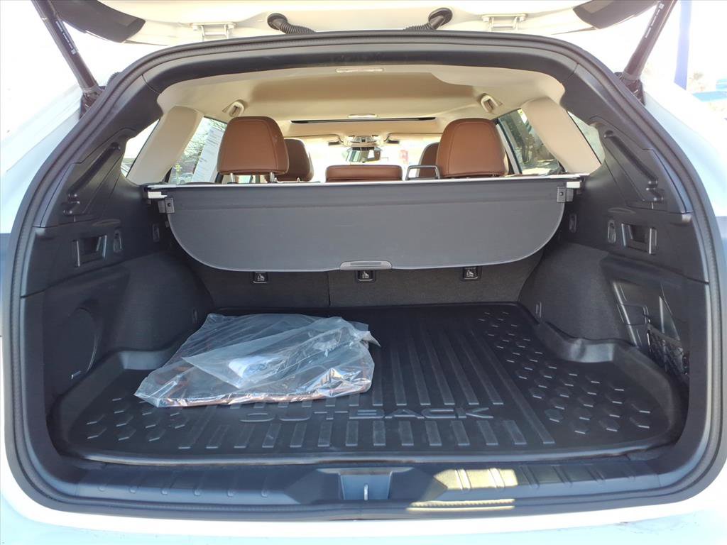 Used 2023 Subaru Outback Touring XT image 19