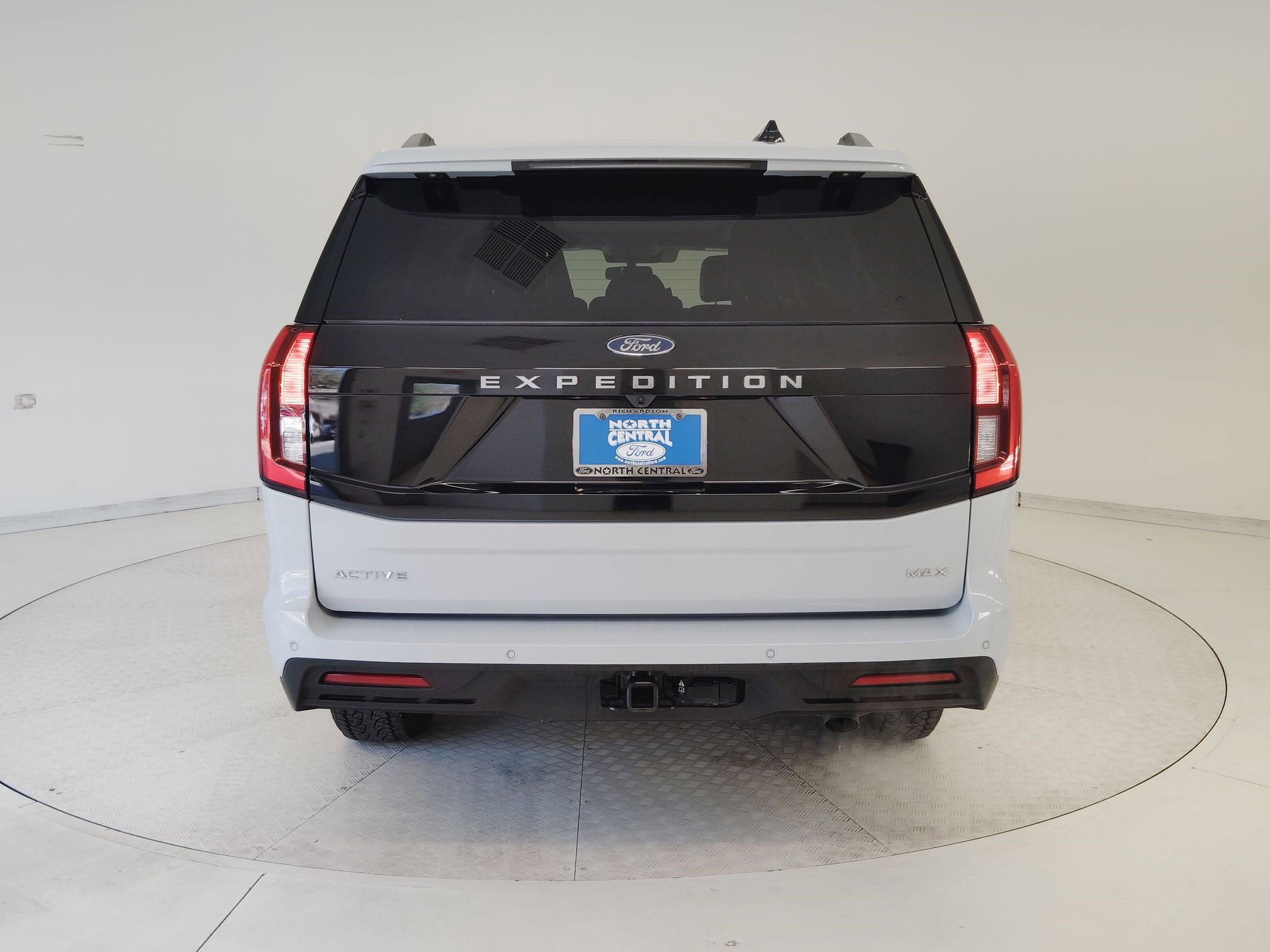 Certified 2025 Ford Expedition Max Active image 4