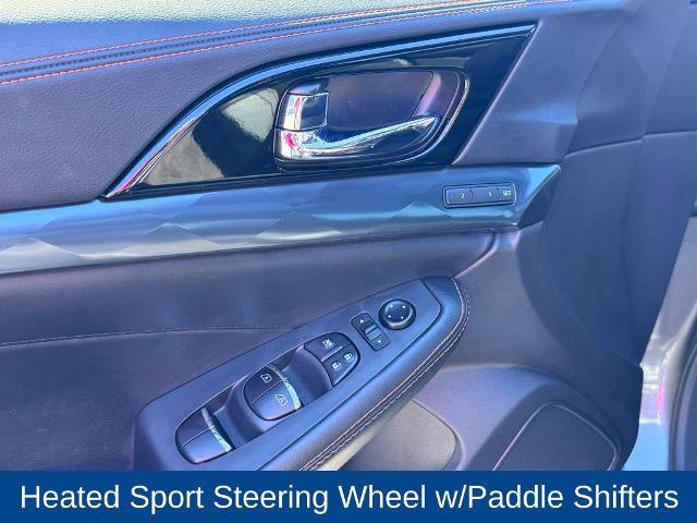 Used 2023 Nissan Maxima SR w/ Sport Mat Group FWD image 10