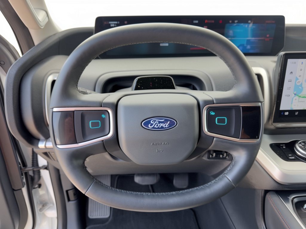 Certified 2025 Ford Expedition Active AWD/4WD image 10