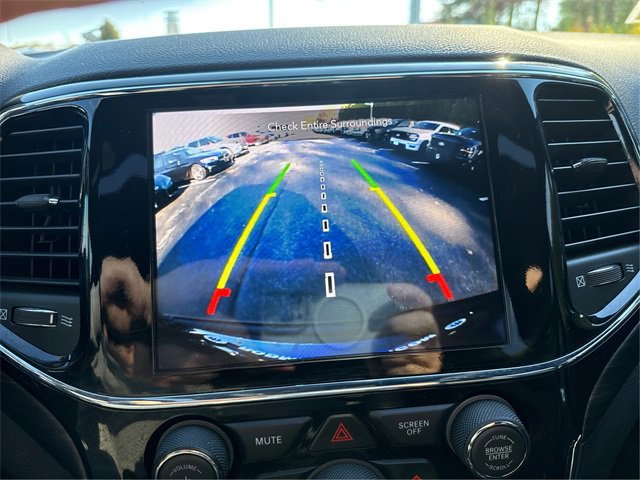 Used 2021 Jeep Grand Cherokee Laredo X image 23