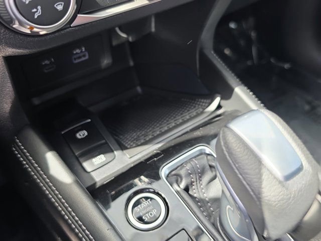 Used 2023 Nissan Kicks SV image 26