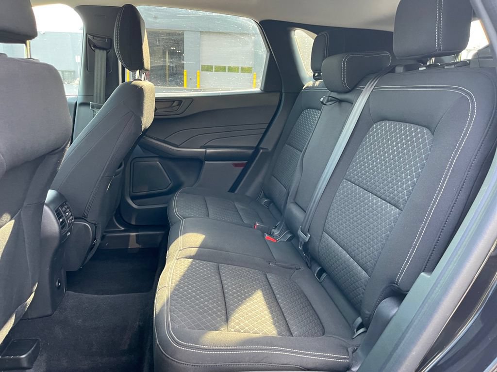 Certified 2023 Ford Escape Active AWD/4WD image 19