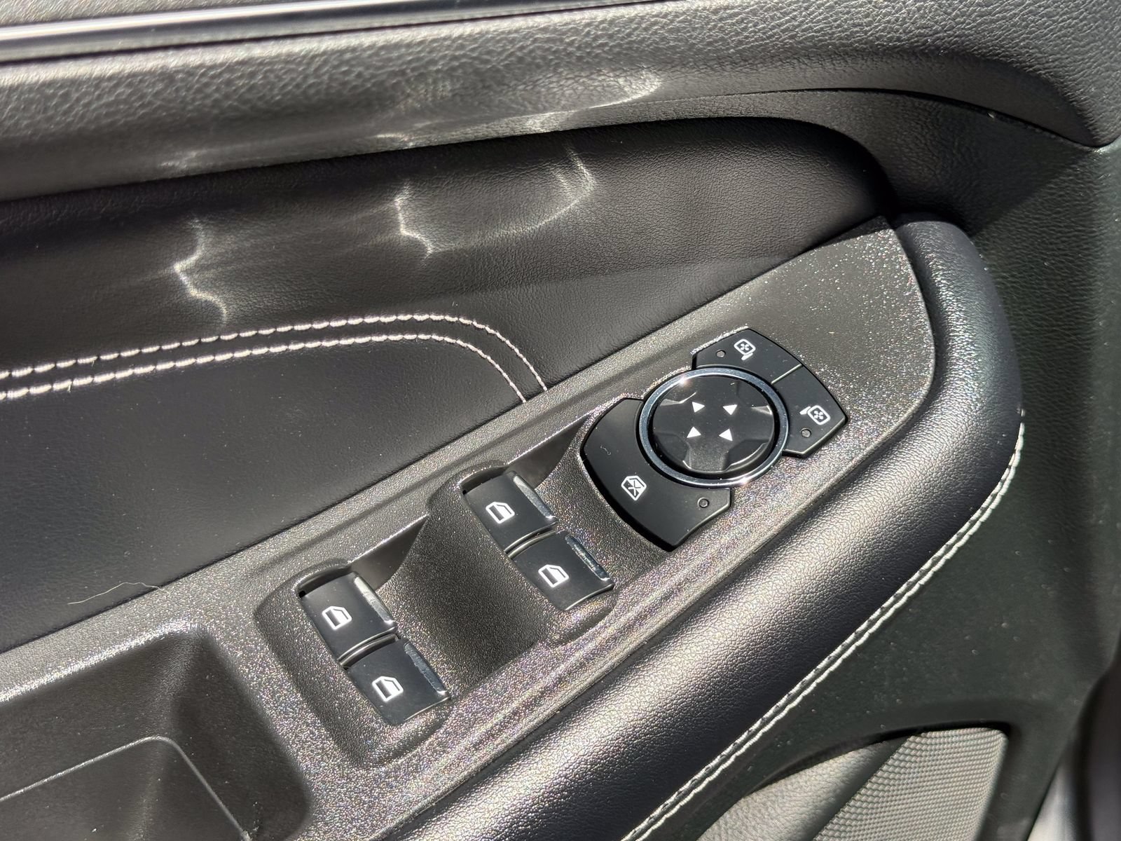 Certified 2023 Ford Edge Titanium AWD/4WD image 19