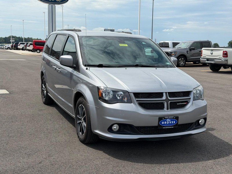Used 2019 Dodge Grand Caravan GT FWD image 3