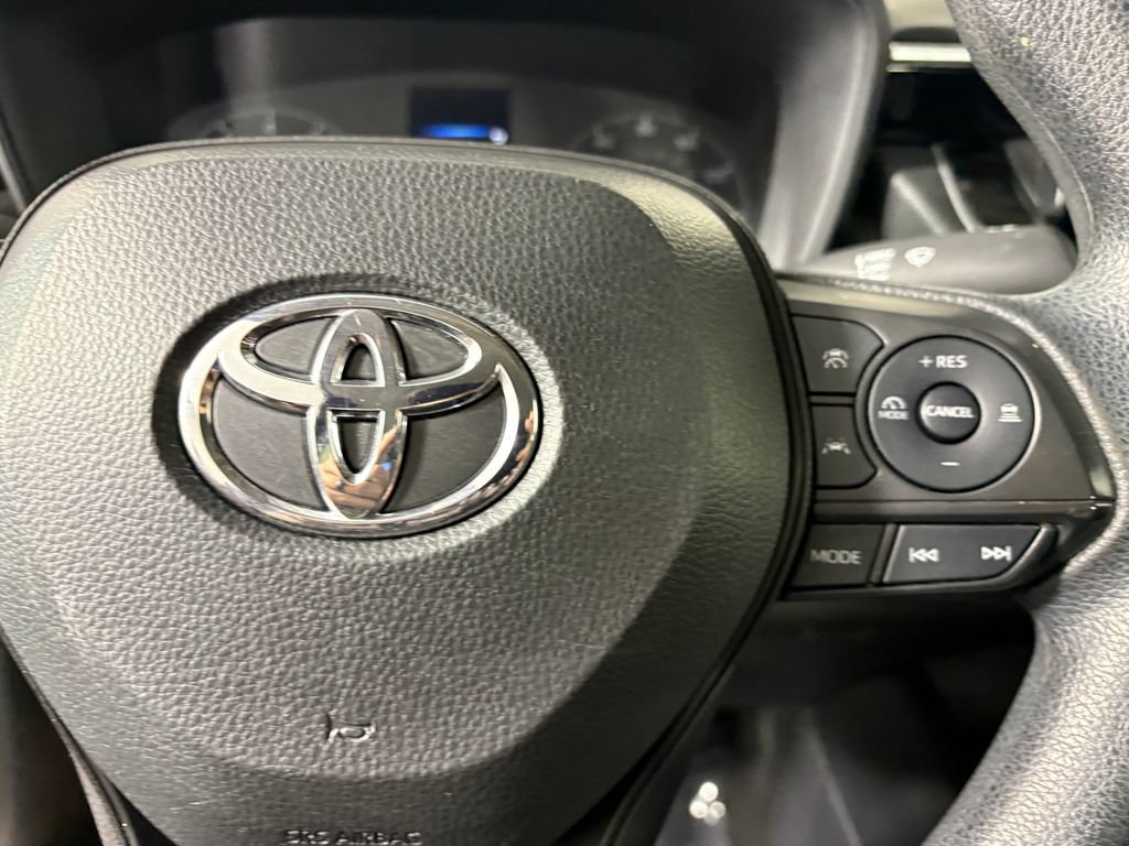 Used 2023 Toyota Corolla LE FWD image 20