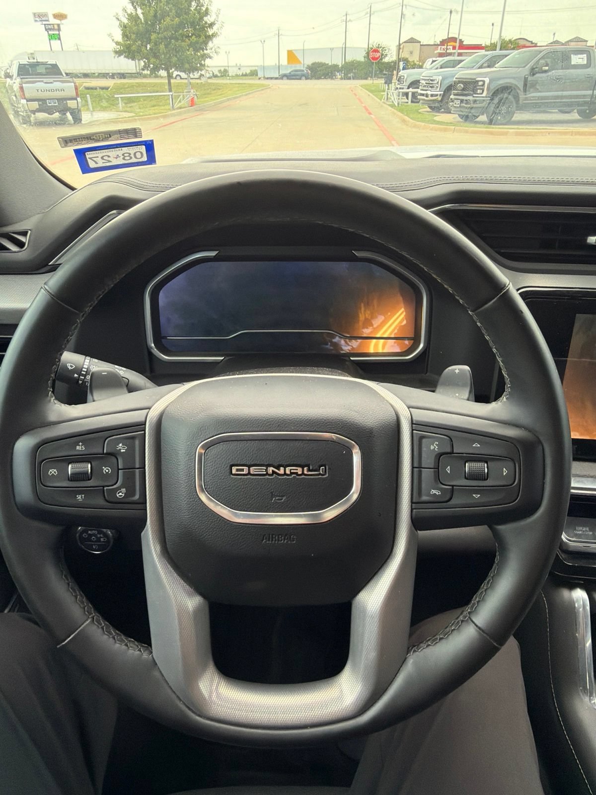 Used 2023 GMC Sierra 1500 Denali RWD image 22