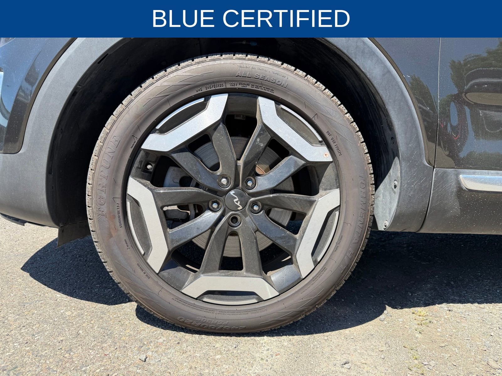 Used 2022 Kia Telluride SX w/ Towing Package AWD/4WD image 9