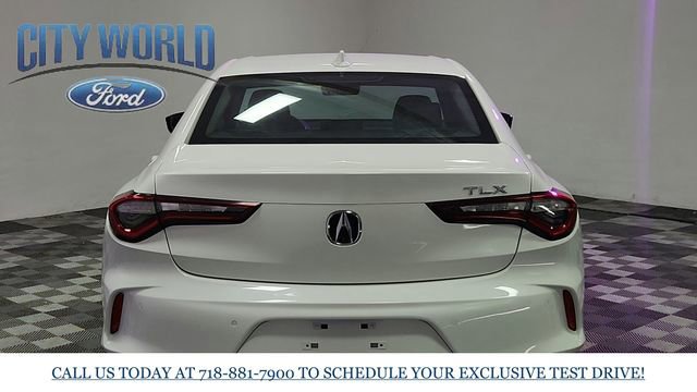 Used 2023 Acura TLX w/ Technology Package image 4