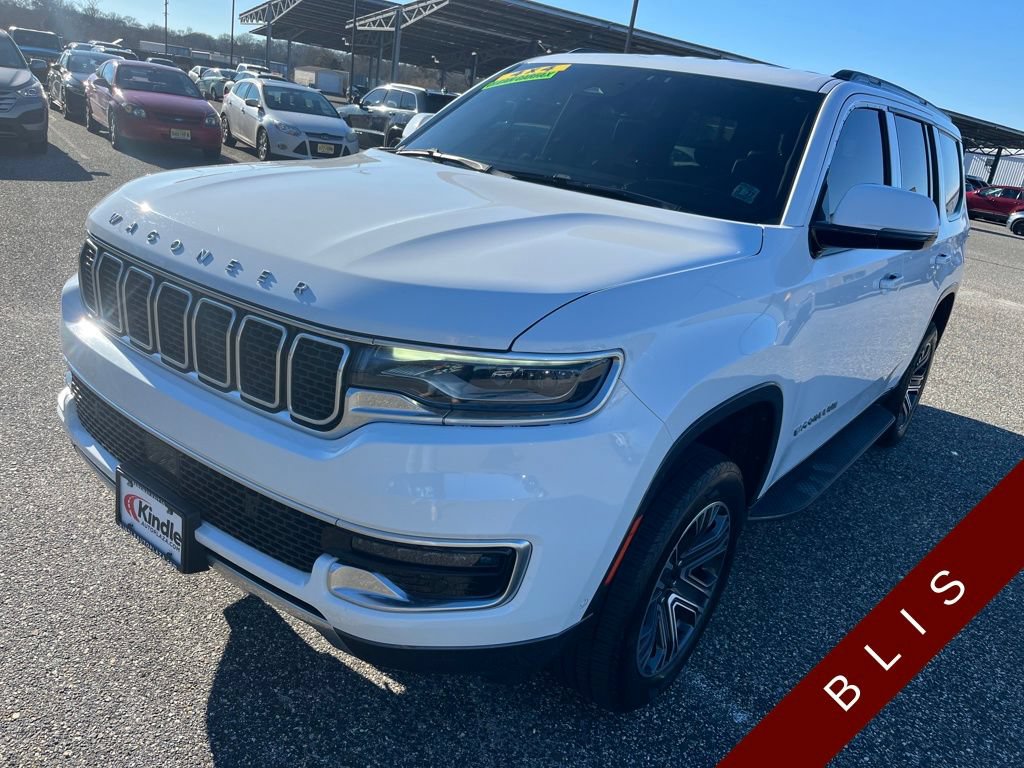 Used 2022 Jeep Wagoneer Series III w/ Flexible Seating Group AWD/4WD image 5
