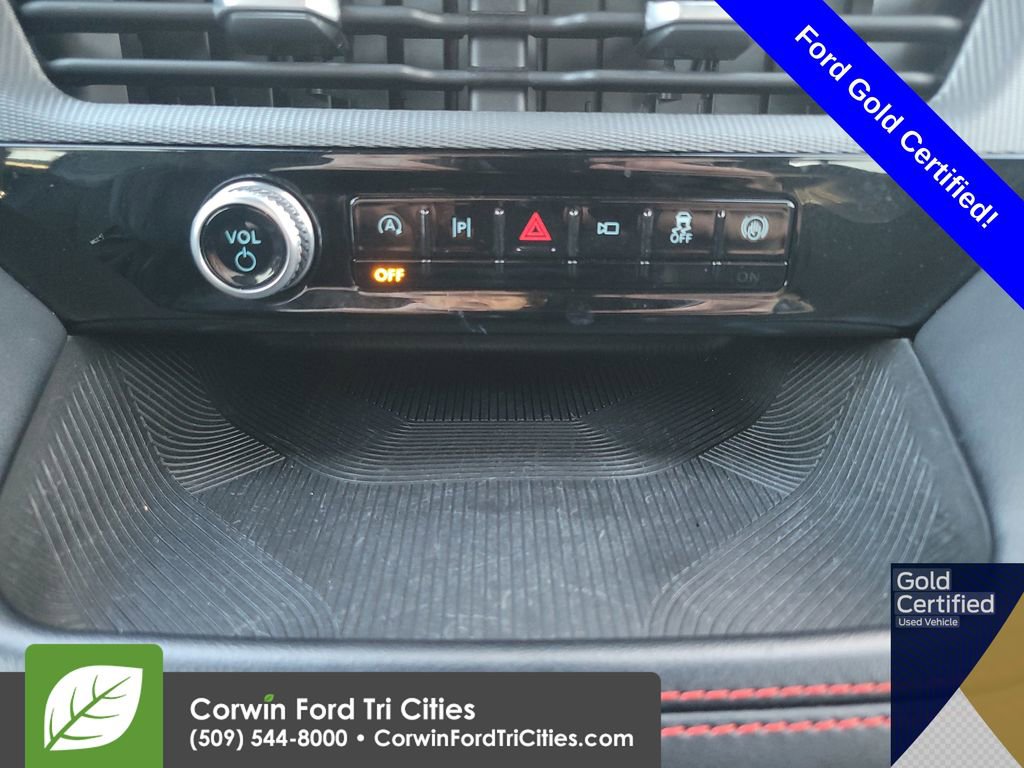 Certified 2025 Ford Explorer ST-Line AWD/4WD image 32