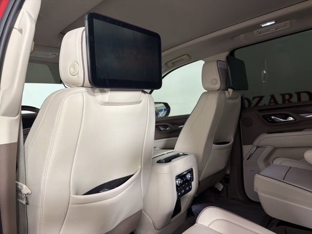 Used 2023 GMC Yukon Denali w/ Advanced Technology Package image 14