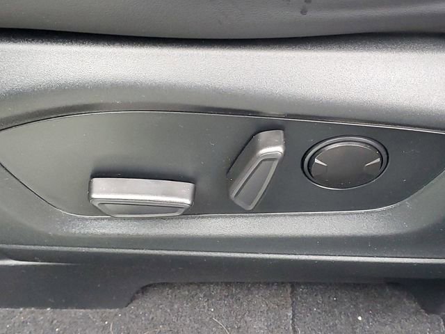 Certified 2023 Ford Explorer Platinum w/ Technology Package image 7