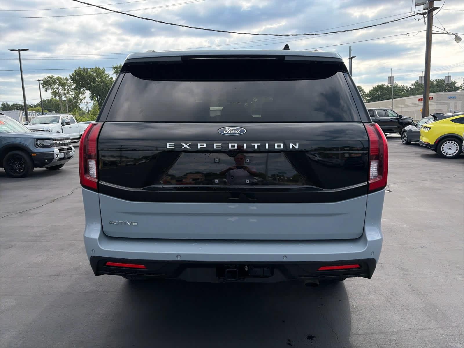 Certified 2025 Ford Expedition Active AWD/4WD image 12