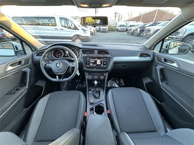 Used 2020 Volkswagen Tiguan S w/ 3rd Row Seat Package image 10