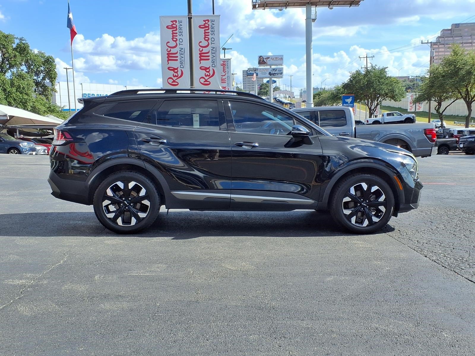Used 2023 Kia Sportage X-Line w/ X-Line Premium Package AWD/4WD image 5