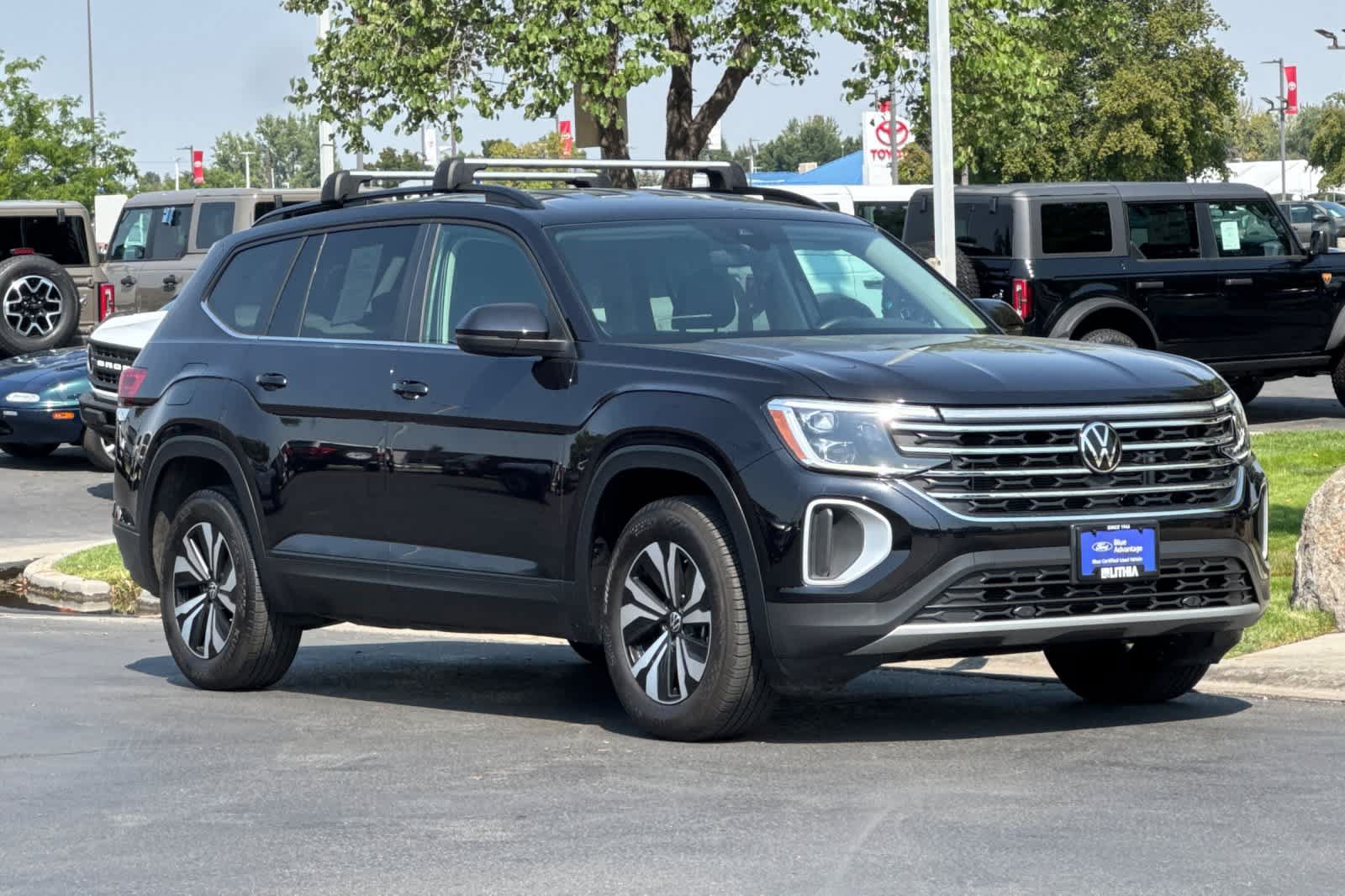 Used 2025 Volkswagen Atlas SE AWD/4WD image 9