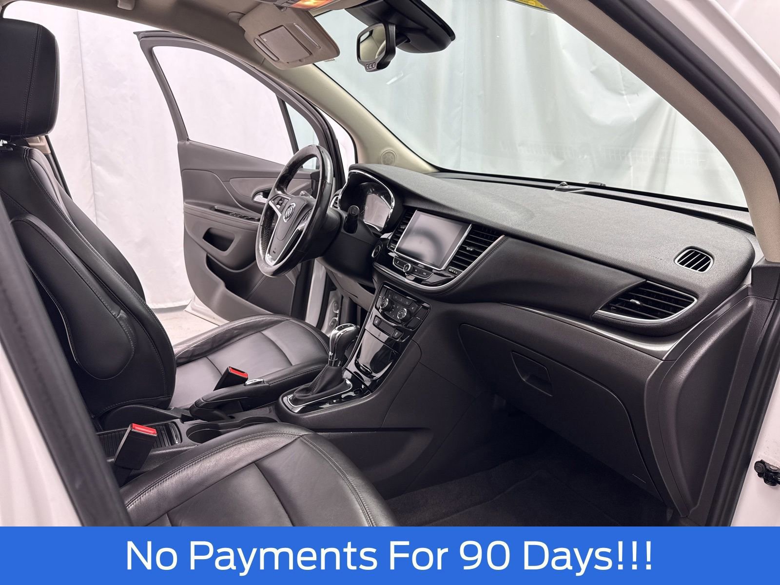 Used 2019 Buick Encore Essence image 31