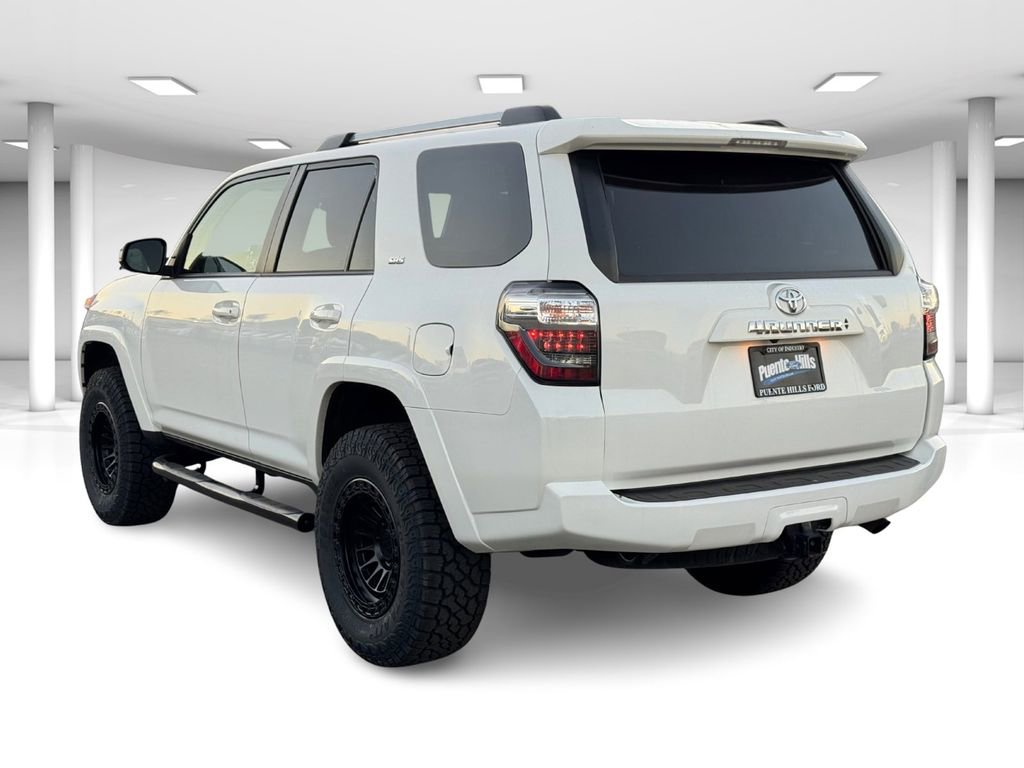 Used 2024 Toyota 4Runner SR5 image 3