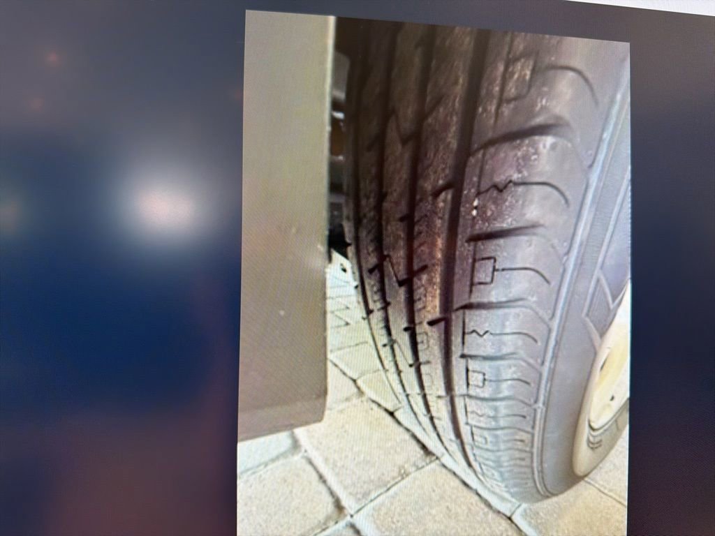 Used 2018 Chevrolet Equinox LT image 11