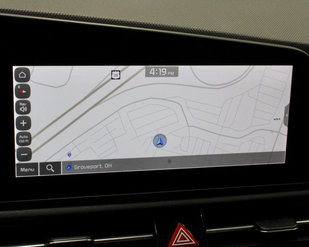 Used 2023 Kia Niro EX w/ EX Cold Weather Package FWD image 3