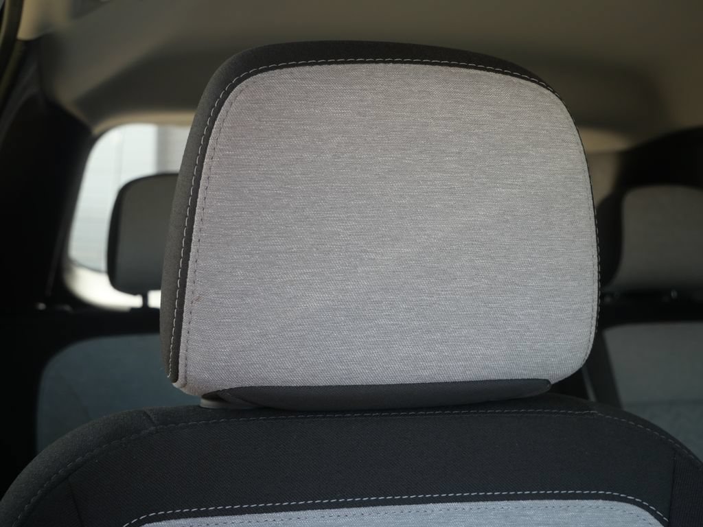 Used 2023 Chevrolet Equinox LT FWD image 21