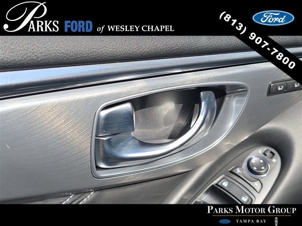 Used 2022 INFINITI Q60 3.0t Luxe w/ Essential Package image 12