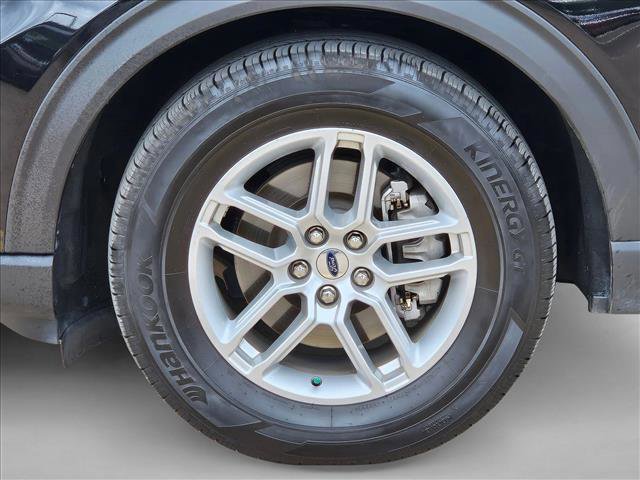 Certified 2025 Ford Explorer Active image 25