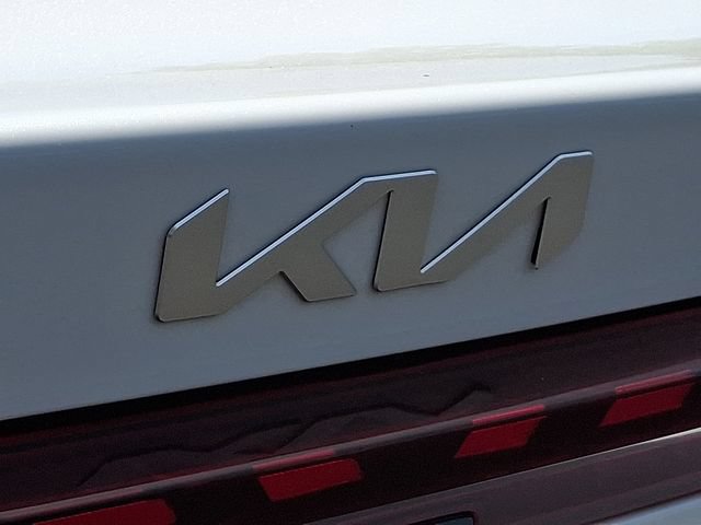 Used 2023 Kia K5 LXS FWD image 37