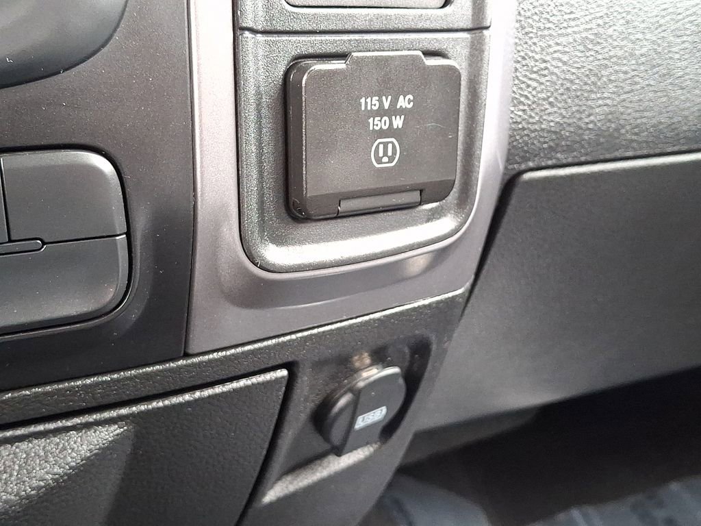 Used 2022 RAM 1500 Classic SLT w/ Protection Group AWD/4WD image 24