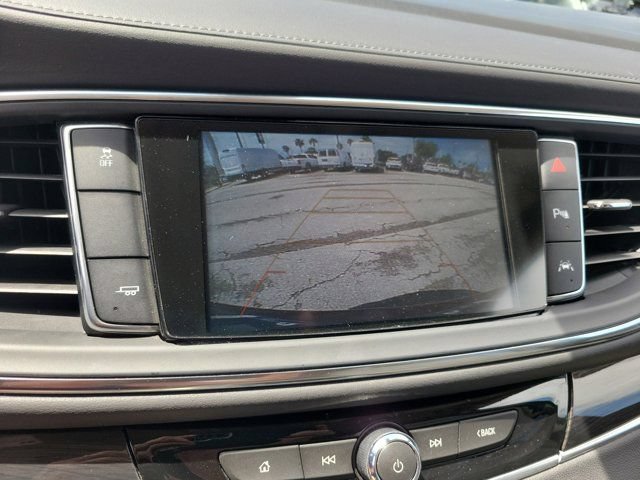 Used 2018 Buick Enclave Premium w/ Experience Buick Package FWD image 33