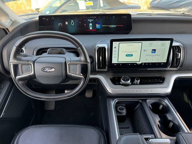 Certified 2025 Ford Expedition Max Platinum AWD/4WD image 4