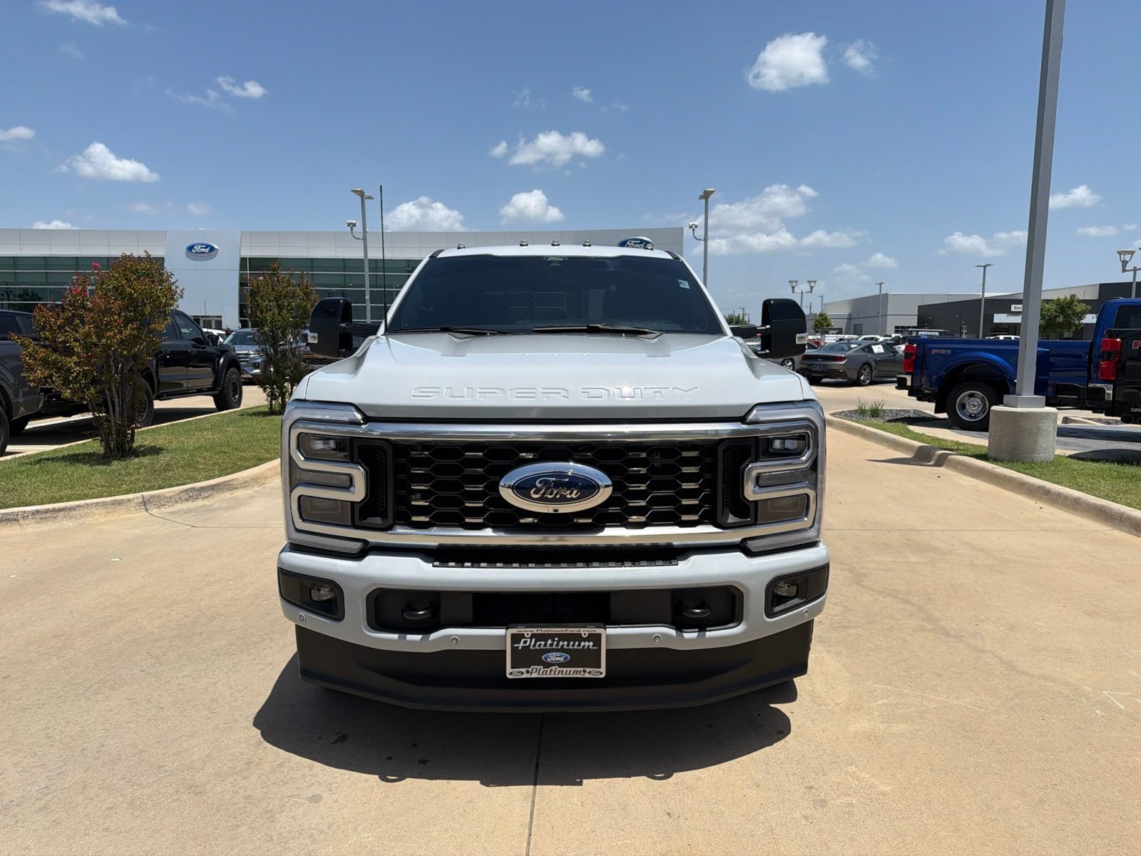 Certified 2026 Ford F350 Platinum AWD/4WD image 9