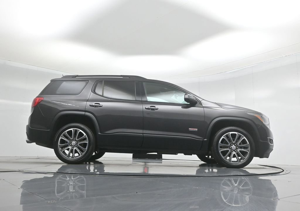 Used 2017 GMC Acadia SLT image 9