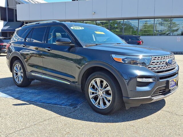 Certified 2023 Ford Explorer Limited w/ Limited Technology Package AWD/4WD image 2