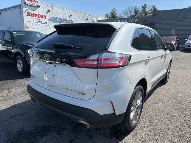 Certified 2019 Ford Edge Titanium w/ Equipment Group 301A image 3