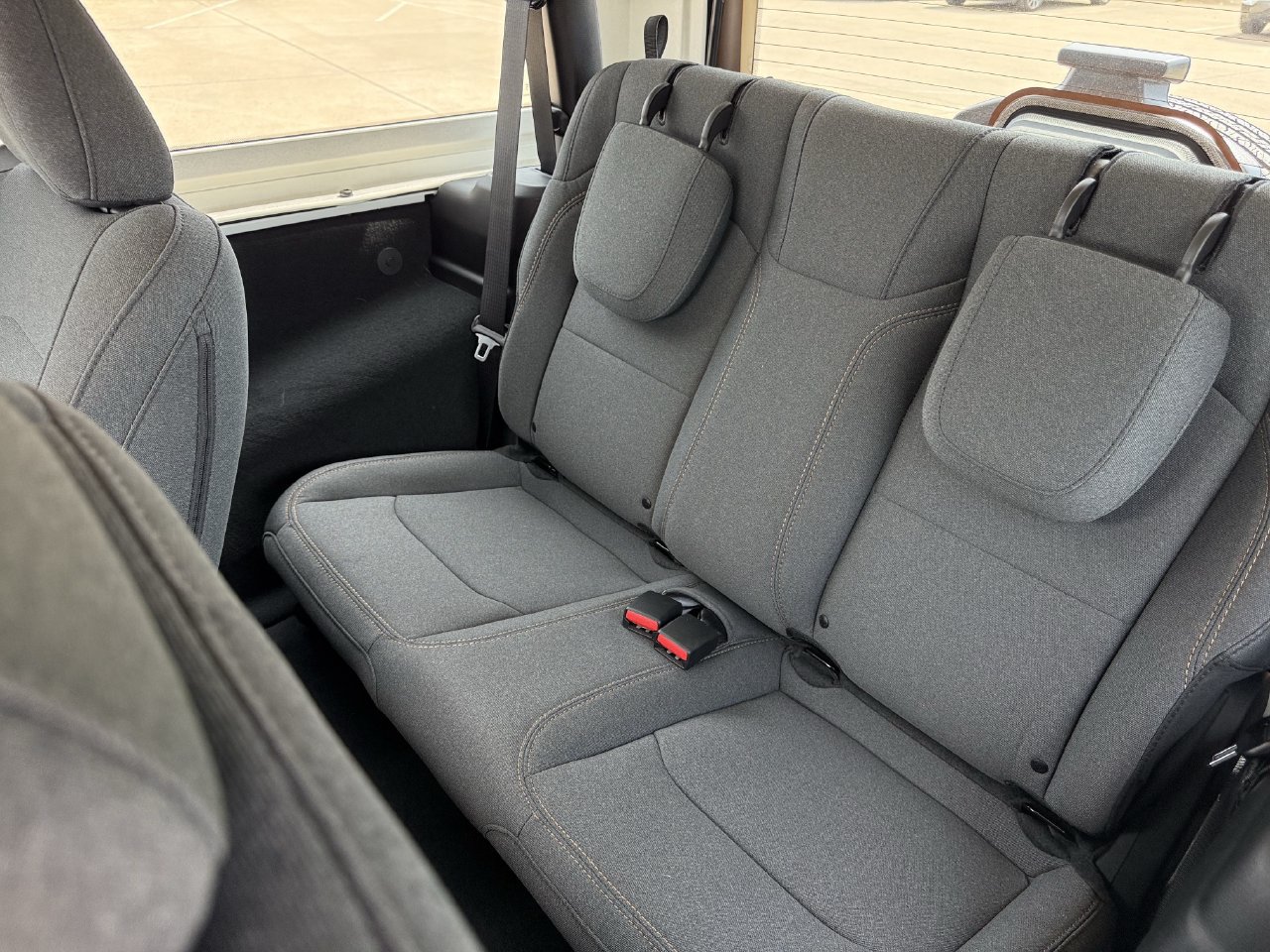 Used 2026 Jeep Wrangler Sport AWD/4WD image 25