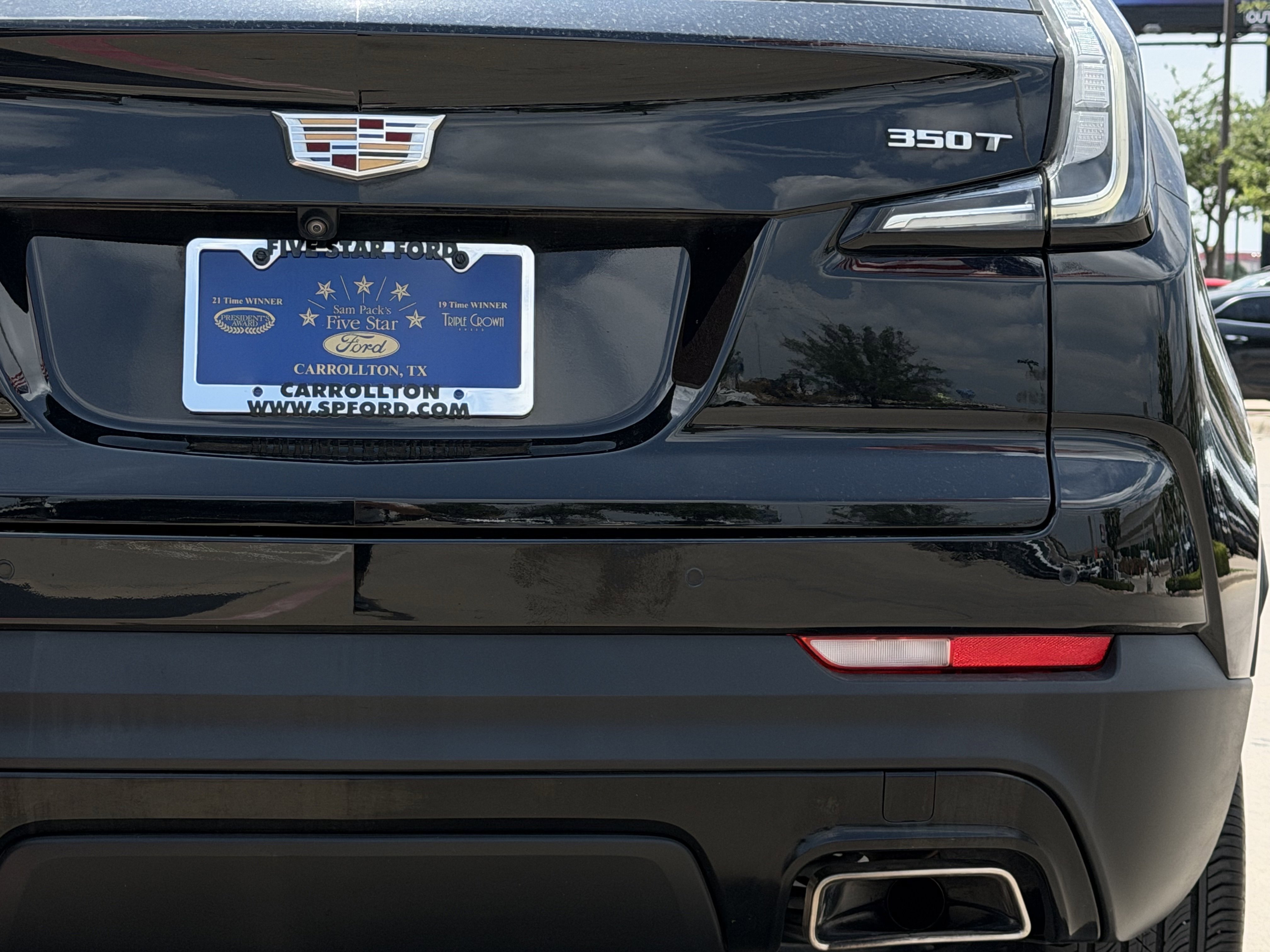 Used 2022 Cadillac XT4 Sport w/ Enhanced Visibility Package FWD image 6
