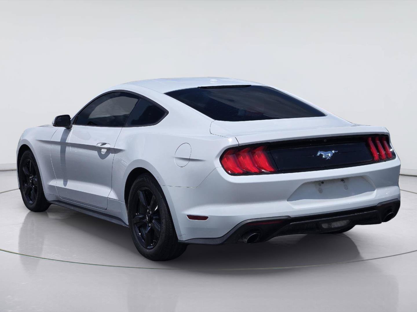 Certified 2019 Ford Mustang Coupe RWD image 6